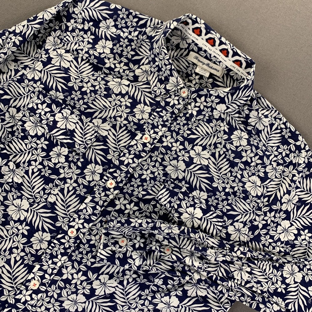 Tommy Bahama Shirt Mens Small Blue White Floral Hawaiian Cotton Long Sleeve